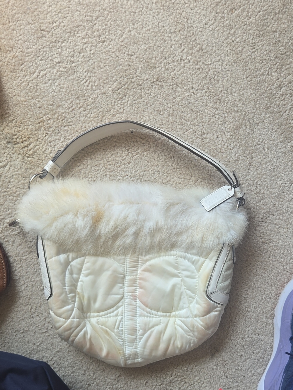 COACH Y2K Fur Quilted Shoulder Bag White Nylon Handbag - Picture 2 of 7